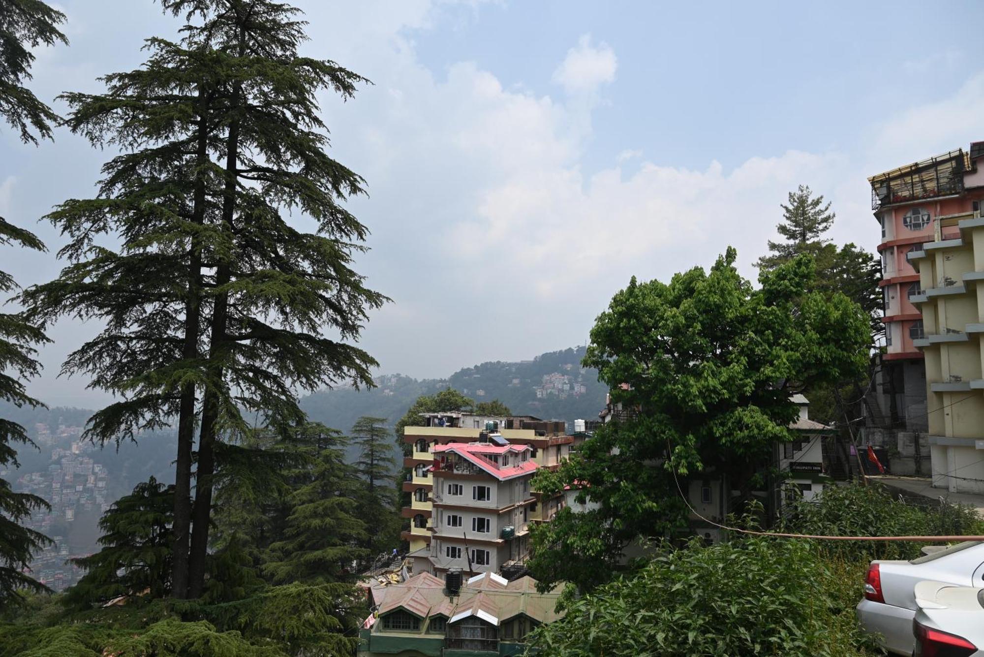 Krishna B&B Near Mall Road Шимла Экстерьер фото